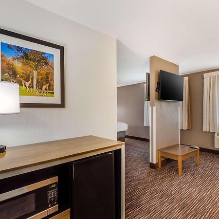 Quality Inn Asheboro South Экстерьер фото